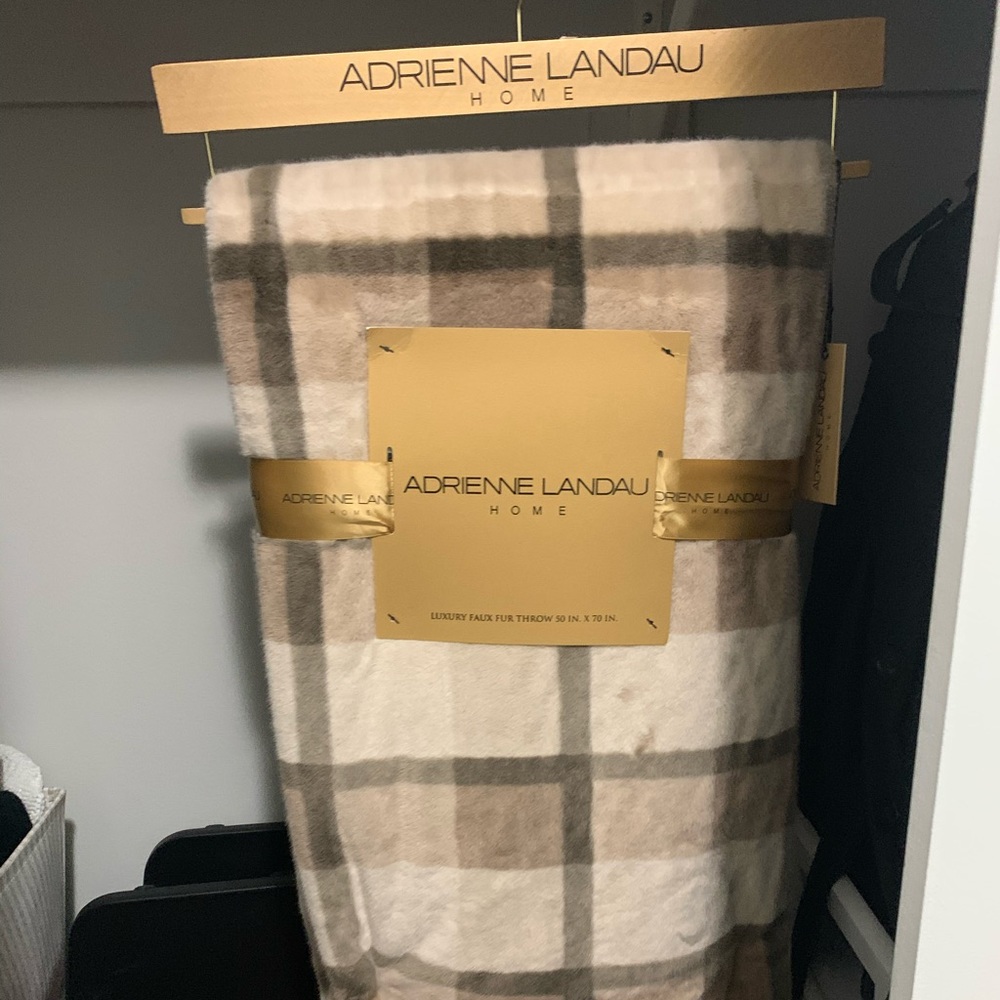 Adrienne Landeu throw blanket